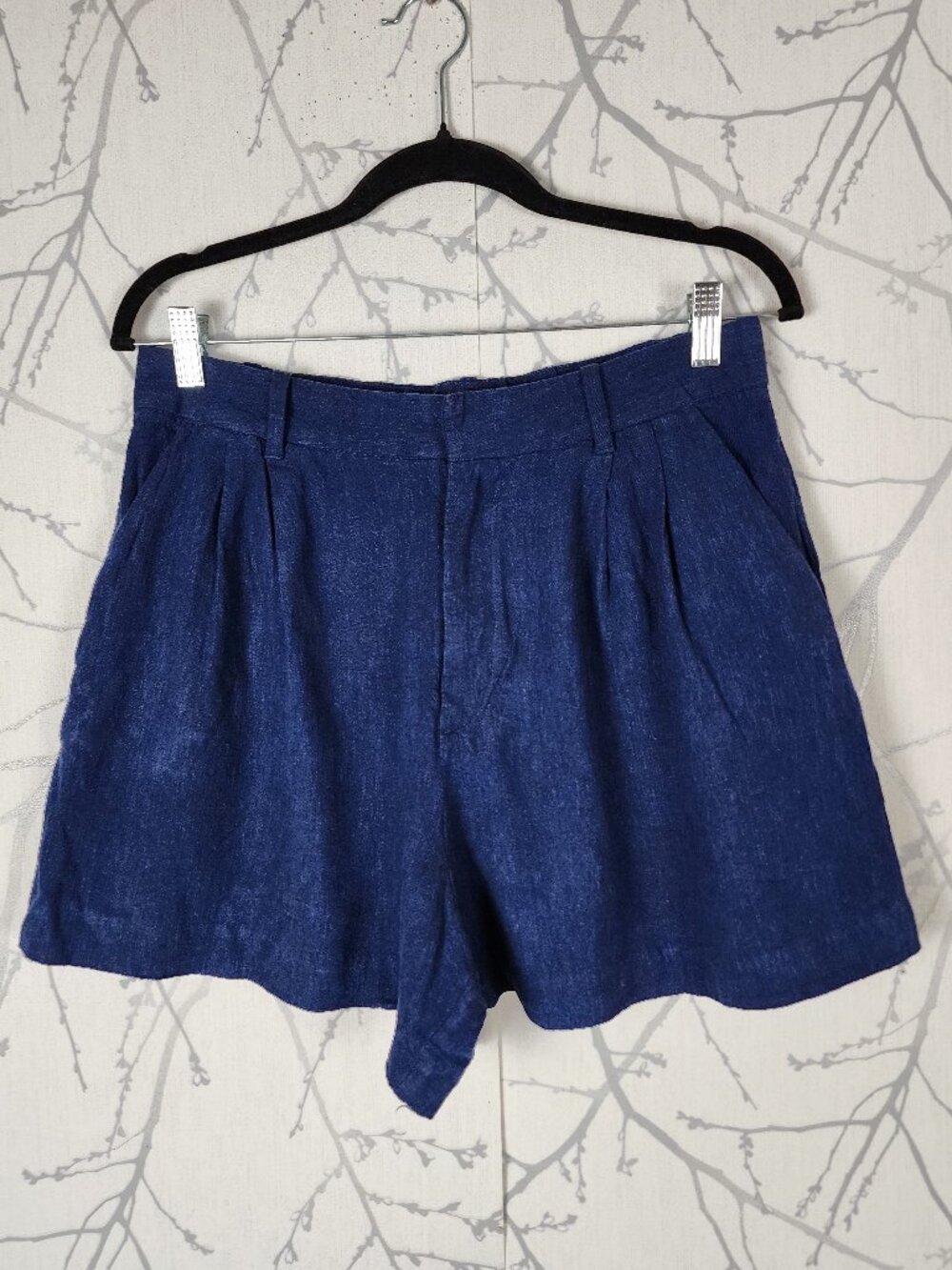 GAP Dark Wash Chambray Linen Blend Pleated Flowy Shorts
